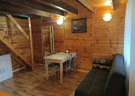 Harnasiowa chatka 1 Jarosławiec