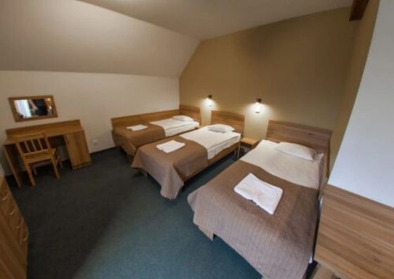 Zajazd Pod Caryńską oraz apartamenty w Ustrzykach Górnych