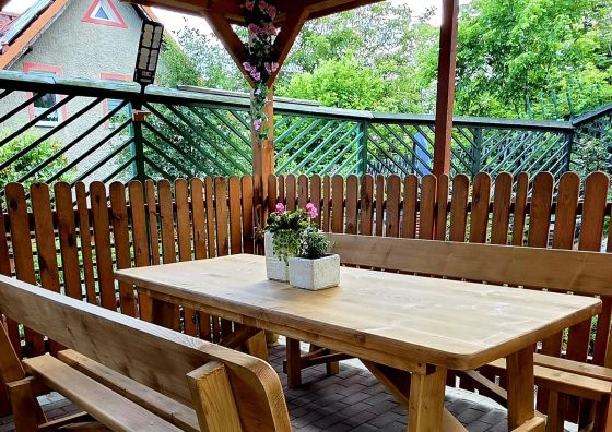 Apartamenty z Altaną w ogródku Bardo
