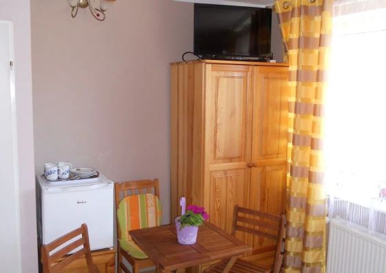 Pokoje Gościnne Zacisze 8 Rowy