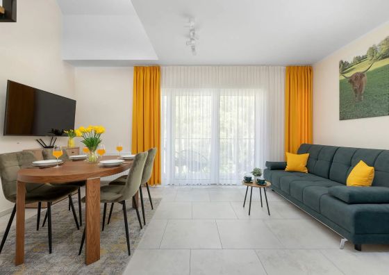 Zaciszna 11 | Przytulny Apartament | Parking | Balkon | Blisko Plaży