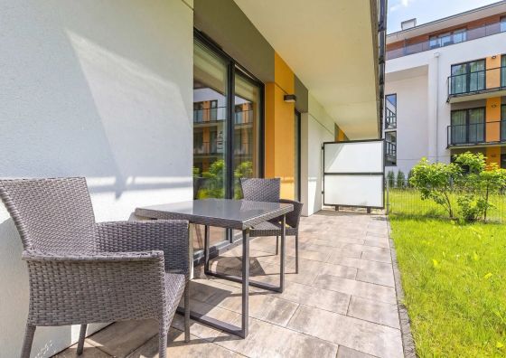 Przytulny Apartament z Ogródkiem | Parking