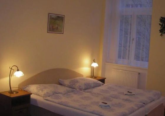 Aaron pension Praha