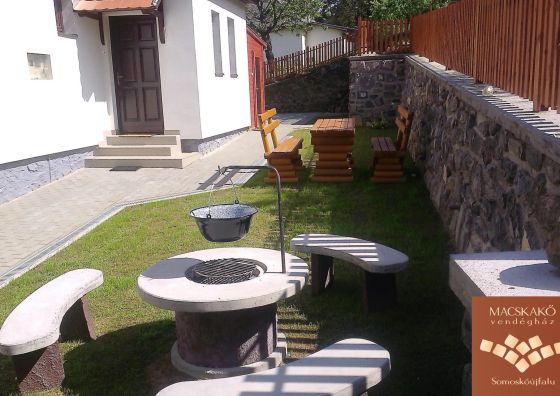 Macskakő Vendégház Somoskőújfalu