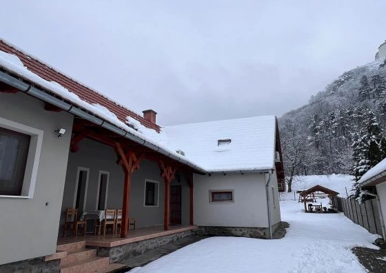 Kónya Vendégház Füzér