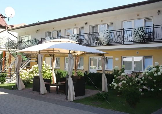 Pokoje i Apartamenty Oaza Łeba