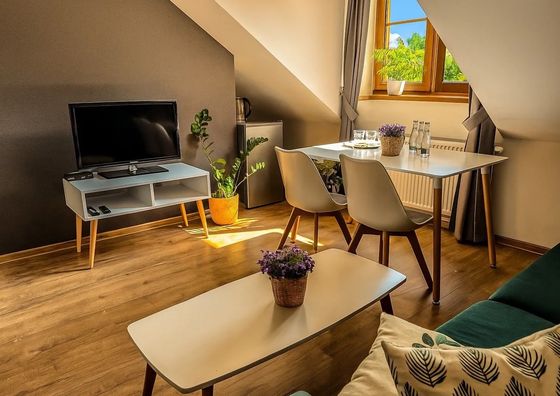 Pokoje Hotelowe Pod Kolumnami