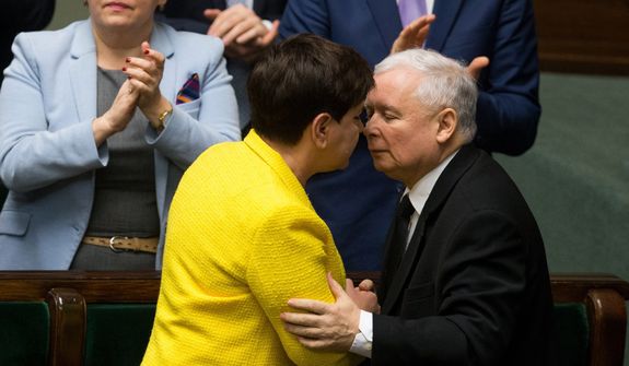Dwa lata poniżania i dymisja premier Szydło. Najlepsze zdjęcia