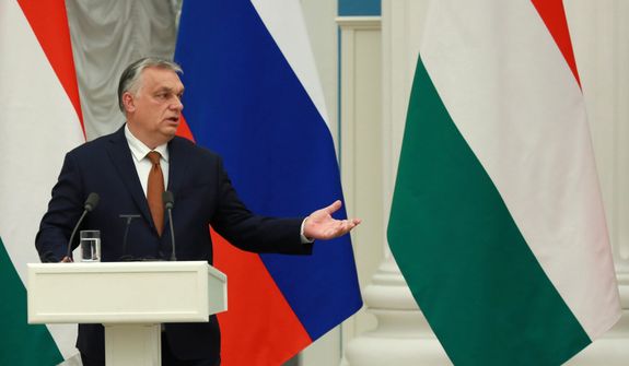 Orban, Putin, dwa bratanki: spółki, gaz, ropa i banki