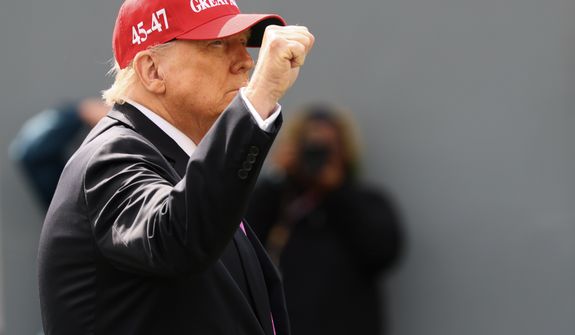 "Nagły zwrot". Czarna wizja po rozmowie Trumpa z Putinem. Foreman: postanowił ratować własną skórę