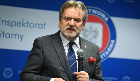 Jarosław Pinkas: Ceny papierosów i alkoholu trzeba podnieść