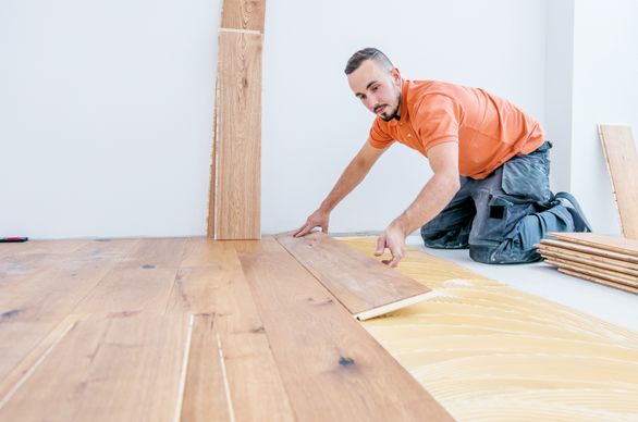 Łączenie płytek z panelami