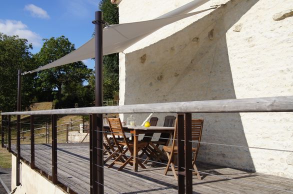 Żagiel przeciwsłoneczny