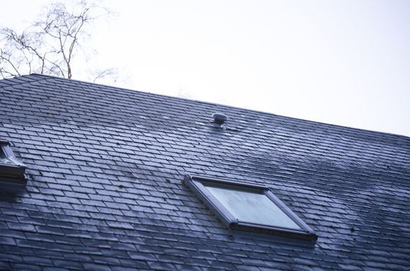 Na co zwrócić uwagę, wybierając dachówkę płaską?