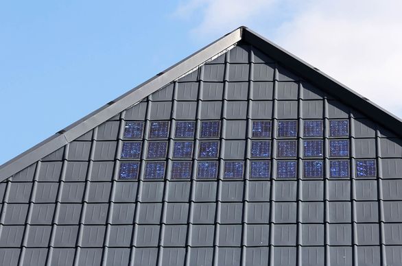 Dachówka fotowoltaiczna