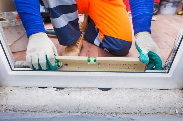 Ciepły montaż okien. Na czym polega i czy warto go wykonać?