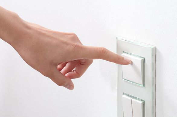 Łącznik krzyżowy – zasada działania, schemat i podłączenie