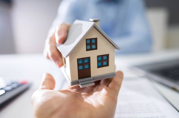 budować dom samodzielnie czy zlecić budowę