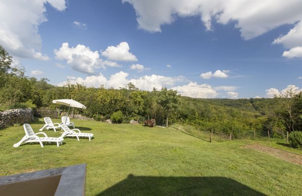 Holiday House With A Parking Space Mali Turini, Central Istria - Središnja Istra - 14136 Mali Turini