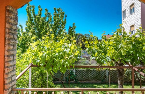 Apartman Yean Kaštel Lukšić