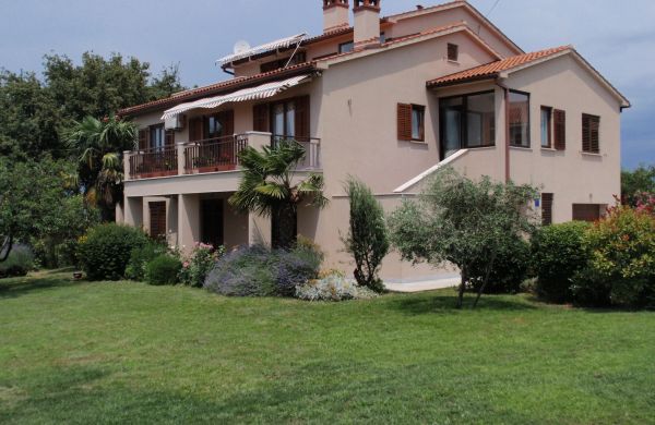Apartments With Parking Space Presika Labin - 7390