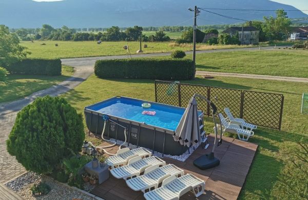 Family-friendly Apartments With Swimming Pool Čepić, Central Istria - Središnja Istra - 11636 Čepić