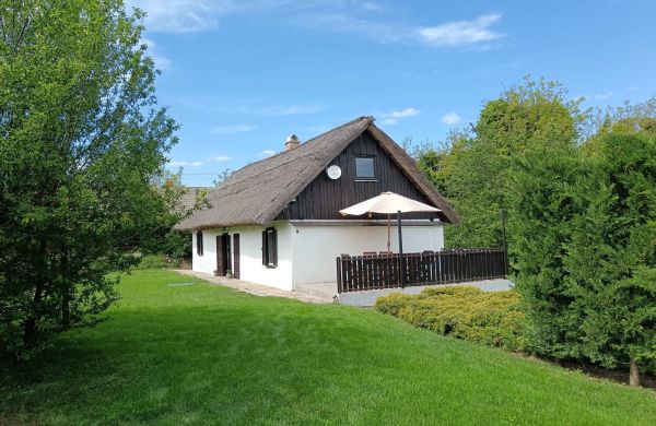 Hét Fenyő Vendégház Sukoró