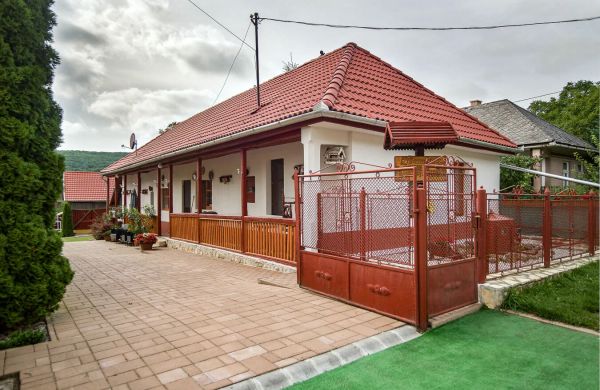 Kéktúra Vendégház Füzér