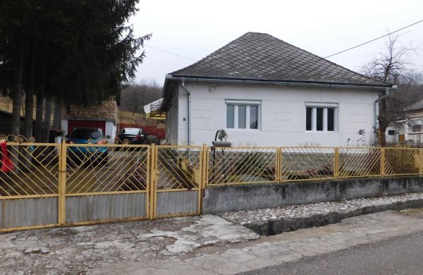 Nyugalmas Vendégház Lénárddaróc