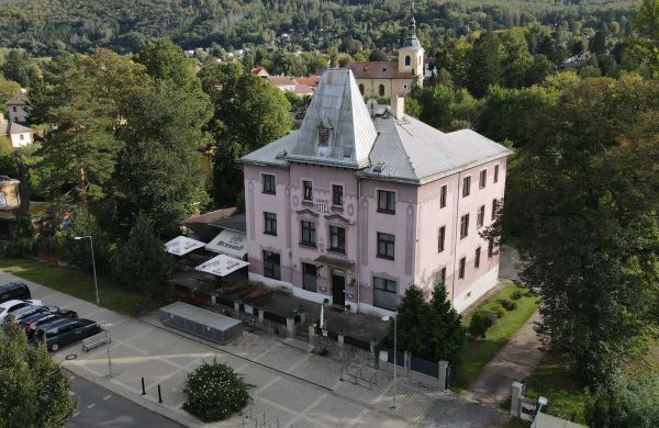 Hotel Grand Řevnice