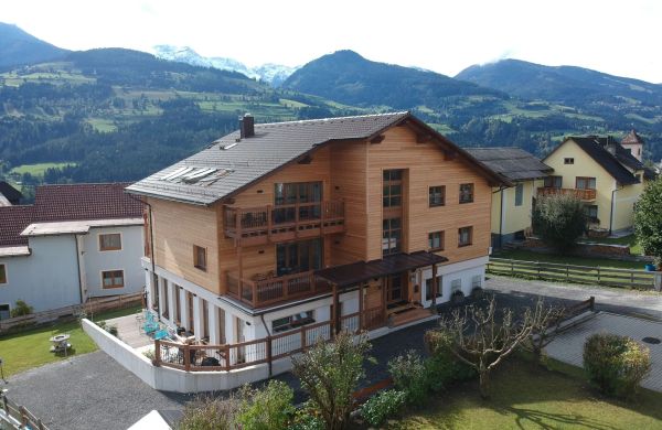 Schneekristall Aparthotel Aich