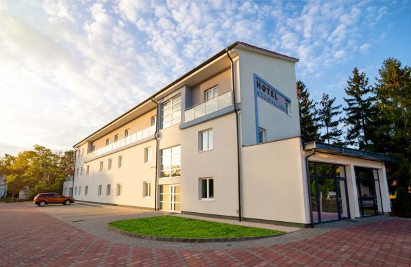 Hotel Szeghalom