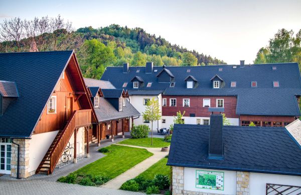 Jítravský Dvorec - Apartmán-Hotel