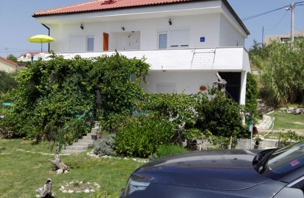 Apartments Antea Rtina