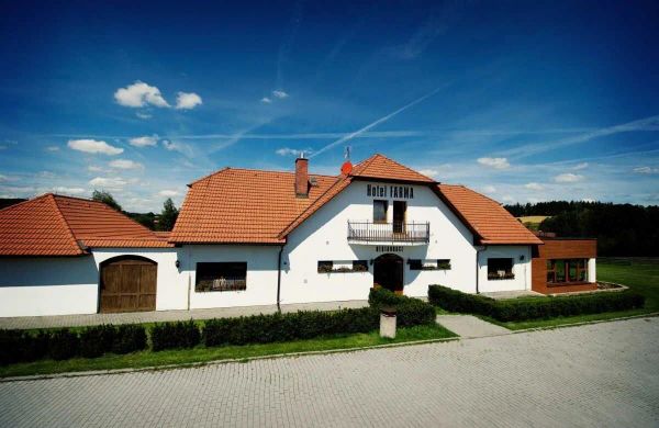 Hotel FARMA Pelhřimov