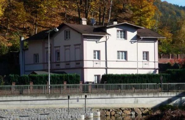 Penzion U splavu Loket