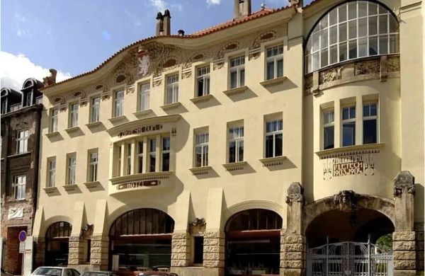 Hotel Okresní dům Hradec Králové