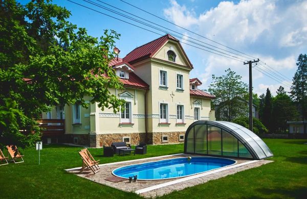 Ubytování Na Bílé - Apartmány Na Faře, Stodola Na Bílé & Luxusní Apartmány Domovjanka Bílá