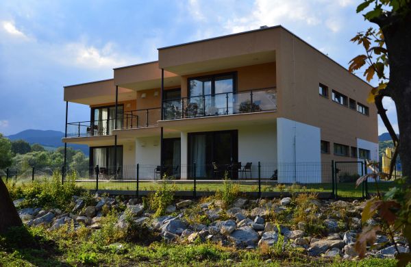 Apartmánový dom Kriváň Bešeňová