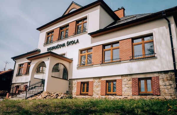 Bezručova škola Staré Hamry