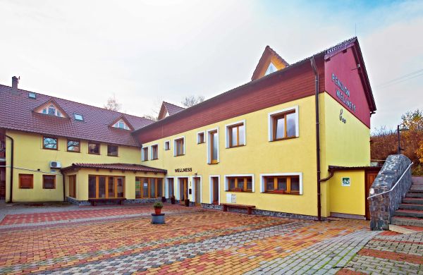 Wellness penzion EVA + Apartmány Pod Čerťákem Dolní Moravice