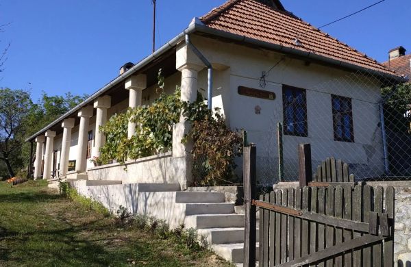 Zsályás-ház Tornabarakony