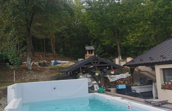 Menóra Vendégház Hollóháza