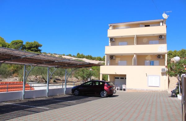 Apartment Jure Primošten