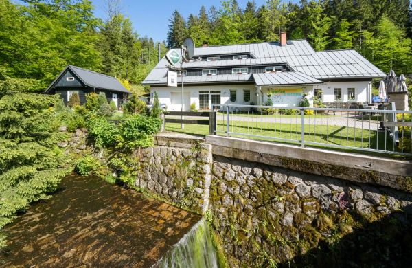 Penzion U Kocoura Desná
