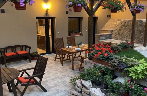 Zöld Kocsi Apartman Tata