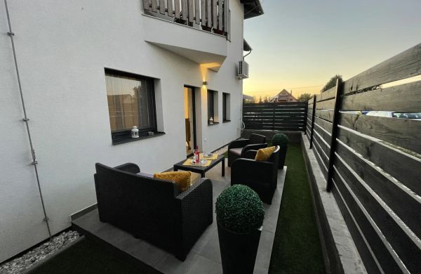 Krisztina Apartman 2 Fót