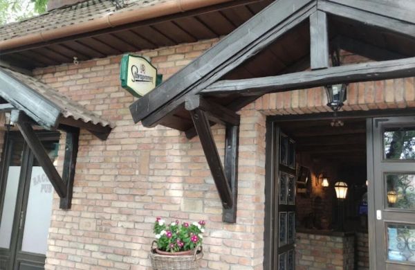 Bacchus Pub és Panzió Dunaharaszti