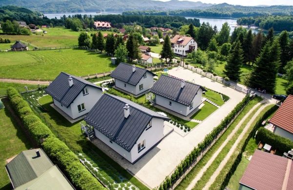 Vela Polańczyk - rodzinne domki nad Jeziorem Solińskim