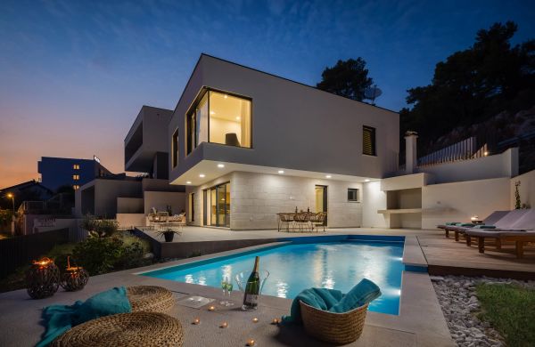 Seaside Luxury Villa With A Swimming Pool Zaostrog, Makarska - 19037 Zaostrog